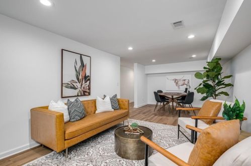 1639 Crestline Dr, Atlanta GA  30345-3820 exterior