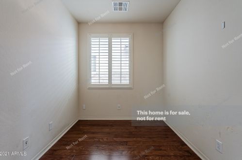 1618 Swan Pl, Chandler AZ 85286-5160 exterior