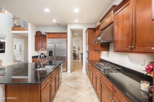 3753 Ember Glow Way, Phoenix AZ 85050-4928 exterior