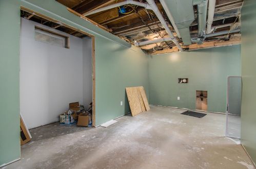 204 Adams St, Allegan MI 49010-1003 exterior