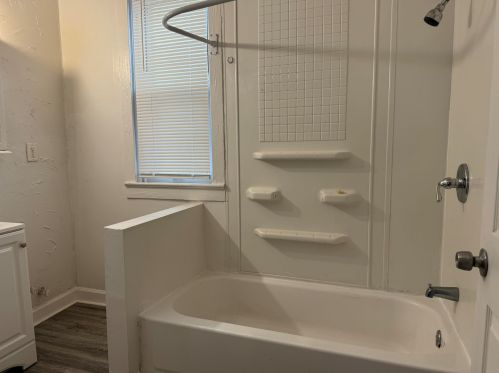 321 29 St, Milwaukee WI 53208-4204 exterior