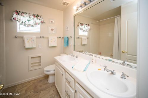 37660 Mashie Dr, Tucson AZ 85739-1134 exterior