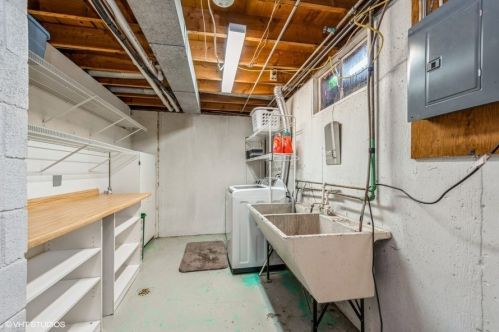 7213 Hiawatha Dr, Bull Valley IL 60097-8344 exterior