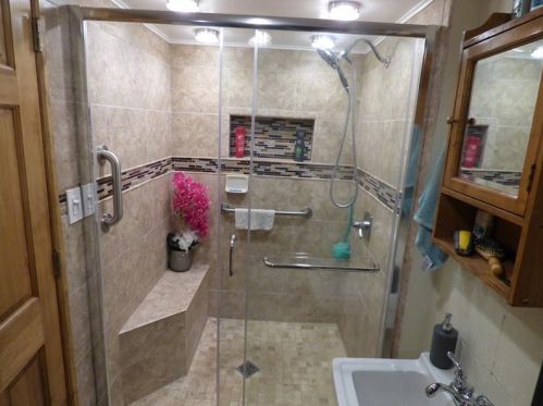 1650 Arnold St, Pittsburgh PA 15205-3503 exterior