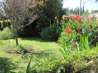 7228 Zelzah Ave, Los Angeles CA  91335-1552 exterior