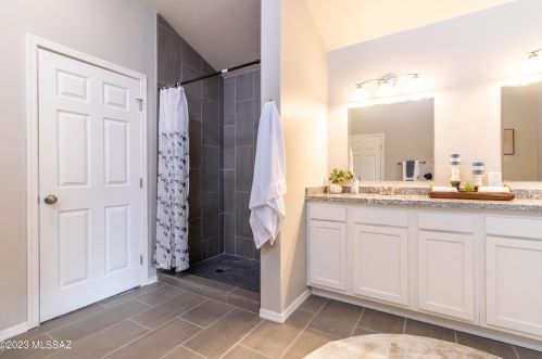 9022 5th St, Tucson AZ  85710-3044 exterior