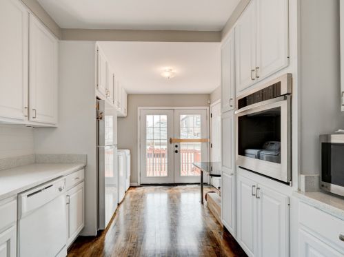 4545 Austin Ave, Chicago IL  60630-3115 exterior