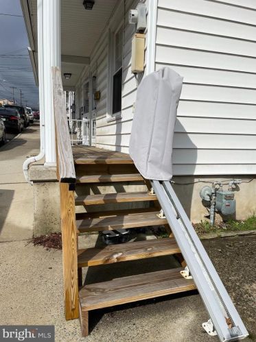 1726 End Ave, Primrose, PA 17901-2127