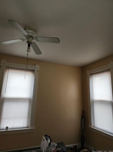 103 School St, Killingly CT 06239-3515 exterior