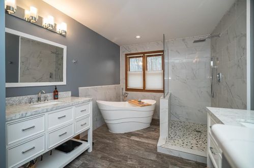 11070 Rambling Oaks Dr, Saint Louis MO 63128-2036 exterior