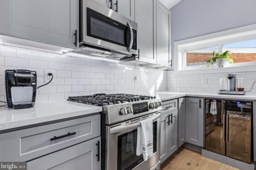 1101 44th Pl, Washington DC  20019-4906 exterior