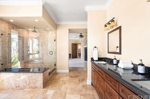 39625 Calle Cabernet, Temecula CA 92591-4005 exterior