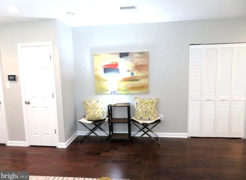 1346 Nicholson St, Washington DC 20011-2839 exterior