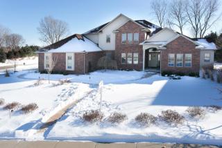 511 Crossing Meadows Ln, Appleton, WI 54913-6846