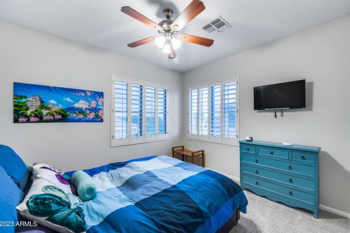 22034 55th St, Phoenix AZ  85054-7150 exterior