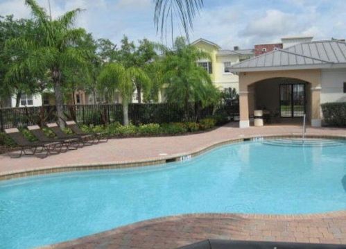 10480 Stephanie Way, Fort Pierce FL  34987-2322 exterior