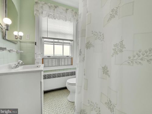 1318 Howard Ave, Primrose PA 17901-3418 exterior