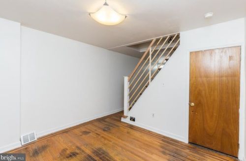 2582 Collins St, Philadelphia PA  19125-1725 exterior