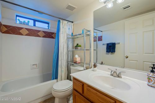 3121 Placita Agua Caliente, Tucson AZ  85712-1251 exterior