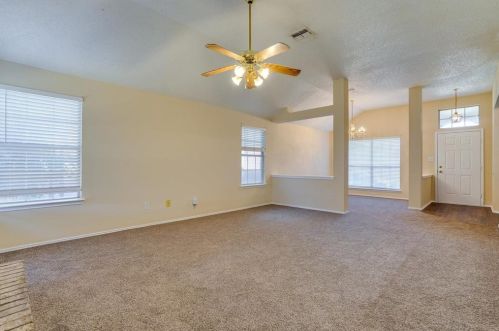 5804 Poole Dr, Frisco TX 75056-4467 exterior