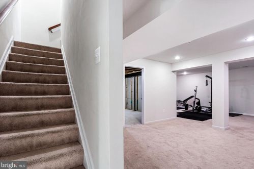 7722 Hollins Chapel Ct, Glen Burnie MD 21060-8396 exterior