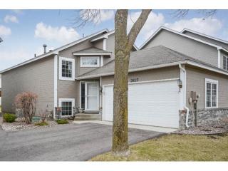 3637 Sussex Pl, Hopkins, MN 55345-1460