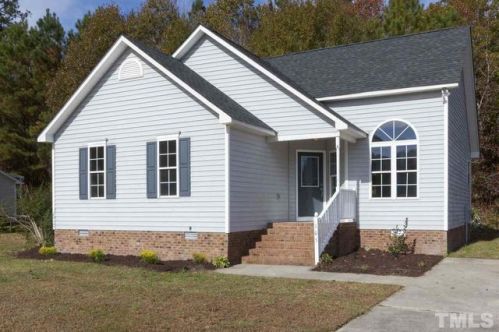 105 Northwinds North Dr, Eagle Rock, NC 27591-7758