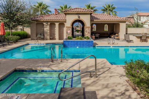 3140 Mingus Dr, Chandler AZ 85249-2052 exterior