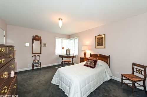 178 Grace Ave, Elmhurst IL 60126-3238 exterior