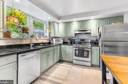 608 Federal St, Philadelphia PA 19147-4844 exterior