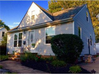 30 Dewhurst Ave, Cleveland, OH 44146-2010
