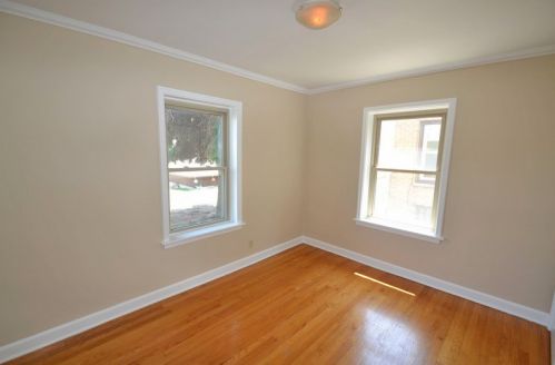 2422 59, Milwaukee WI 53219-2116 exterior