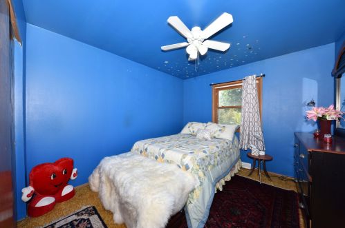 11014 Derby Ave, Milwaukee WI 53225-4452 exterior