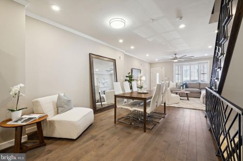 630 Catharine St, Philadelphia PA  19147-2937 exterior