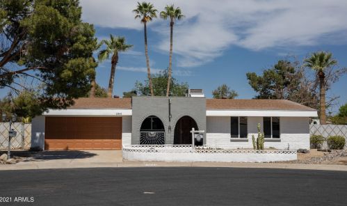 13845 41st Ave, Phoenix AZ  85053-5352 exterior