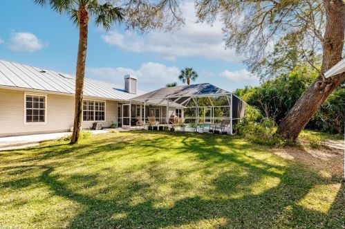 191 Old Tamiami Trl, Naples FL exterior