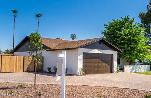 1198 Ivanhoe St, Chandler AZ  85225-3944 exterior