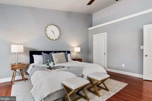 17028 Amity Dr, Rockville MD 20855-2578 exterior