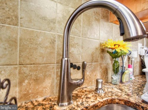 7132 Bryan St, Philadelphia PA 19119-1635 exterior