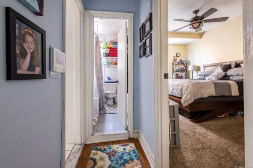 762 Brady Ave, Bronx NY  10462-2755 exterior