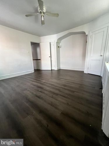 1402 Englewood St, Philadelphia PA  19111-4225 exterior