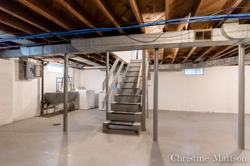 1970 Philo Ave, Meskegon MI  49441-1463 exterior