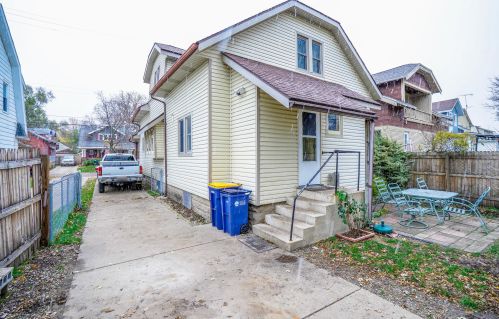 1437 Fremont Ave, Grand Rapids MI 49504-3017 exterior