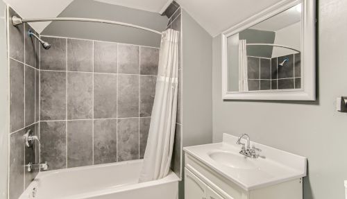 126 Menard Ave, Chicago IL 60634-5221 exterior