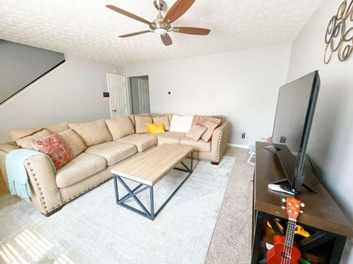 5553 Strathmoor Manor Cir, Lithonia GA  30058-2623 exterior