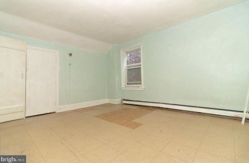 188 Hanover St, Trenton NJ 08608-1704 exterior