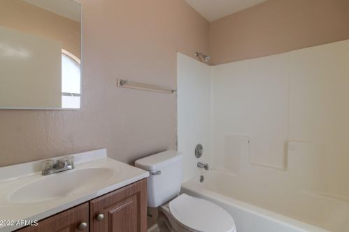 2126 Chambers St, Phoenix AZ 85040-9062 exterior