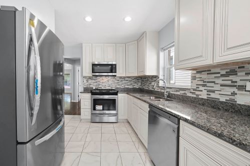 6538 Foster Ave, Chicago IL  60656-2245 exterior