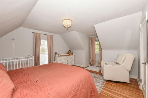 1206 121, Milwaukee WI 53226-3109 exterior