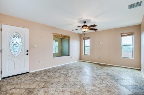 43928 20th St, Phoenix AZ 85006-2323 exterior